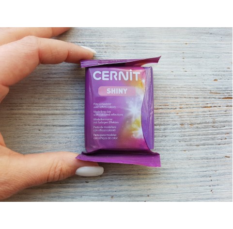 Cernit Shiny oven-bake polymer clay, violet, Nr. 900, 56 gr