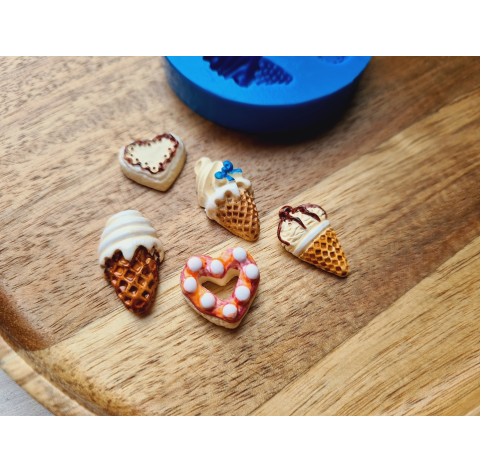 Silicone mold, Set of sweets, style 6, 5 elements, ~ 1.7-2.4 cm, H:0.4-0.8 cm