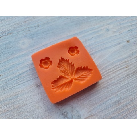 Silicone mold, Strawberry leaf and two flowers, ~ 4.2*3.2 cm, ~ Ø 1.2 cm