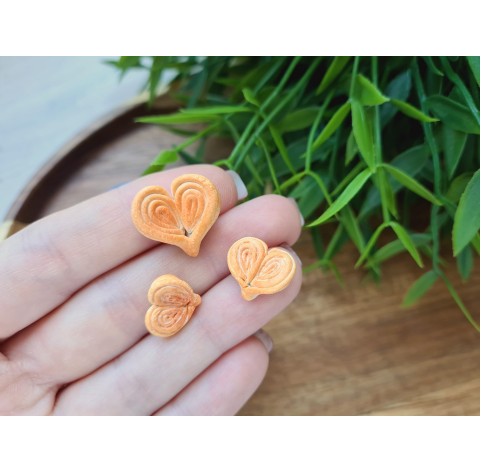 Silicone mold, Bun, style 3, heart, 3 elements, ~ 1.2-1.8 cm, H:0.5-0.7 cm