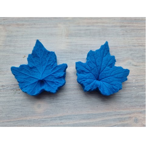 Silicone veiner, Ivy leaf, (mold size) ~ 5.5*6.5 cm + 2 cutters (3.4 cm long, 5 cm long)