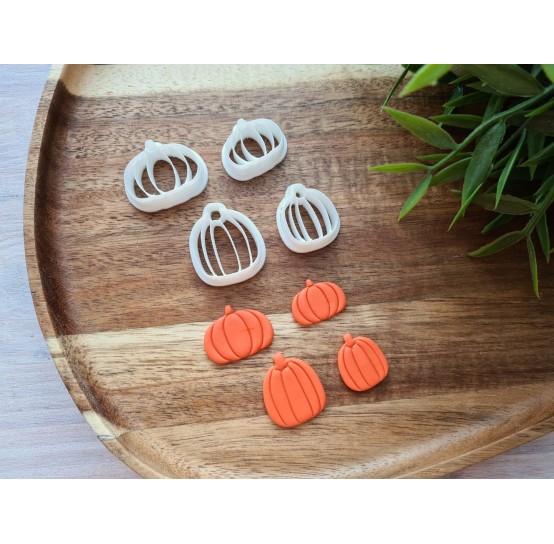 "Pumpkin, style 3", set of 4 cutters, one clay cutter or FULL set