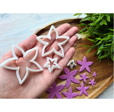 "Flower, style 1", set of 8 cutters, one clay cutter or FULL set