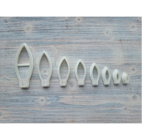 "Leaf/petal, style 2", set of 8 cutters, one clay cutter or FULL set