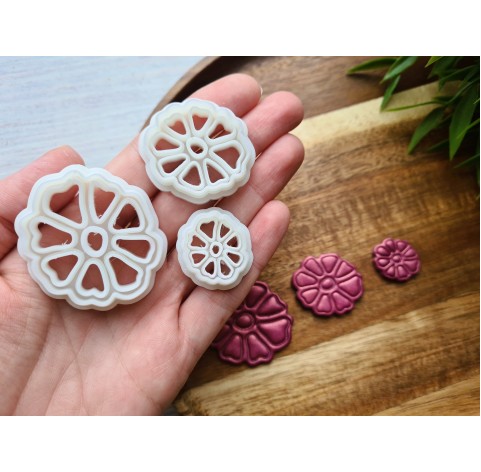 "Flower, style 8", set of 3 cutters, one clay cutter or FULL set