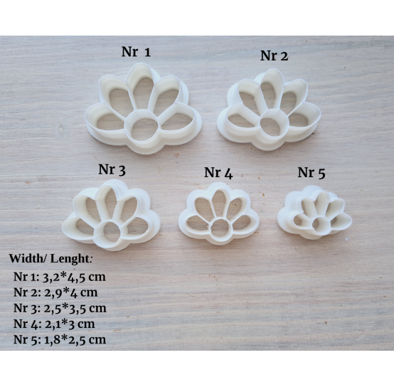 "Flower, style 10", set of 5 cutters, one clay cutter or FULL set