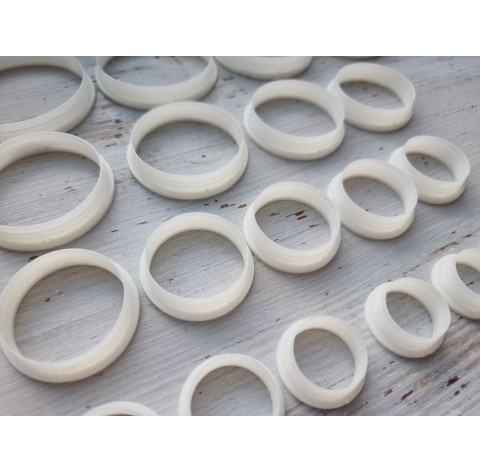 Circle cutters, set of 19 cutters, 1,7-6 cm, one clay cutter or FULL set