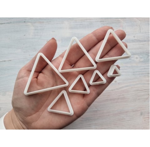 "Triangle", set of 7 cutters, one clay cutter or FULL set