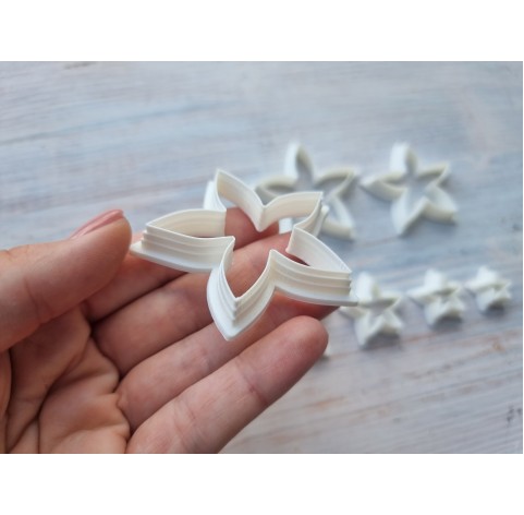 "Flower, style 1", set of 8 cutters, one clay cutter or FULL set