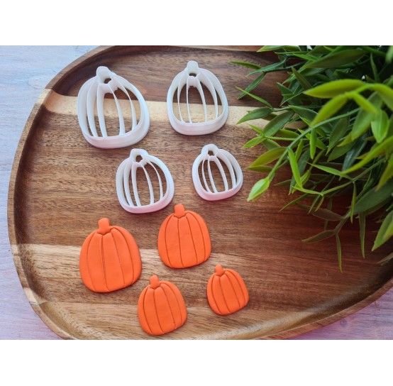 "Pumpkin, style 1", set of 4 cutters, one clay cutter or FULL set