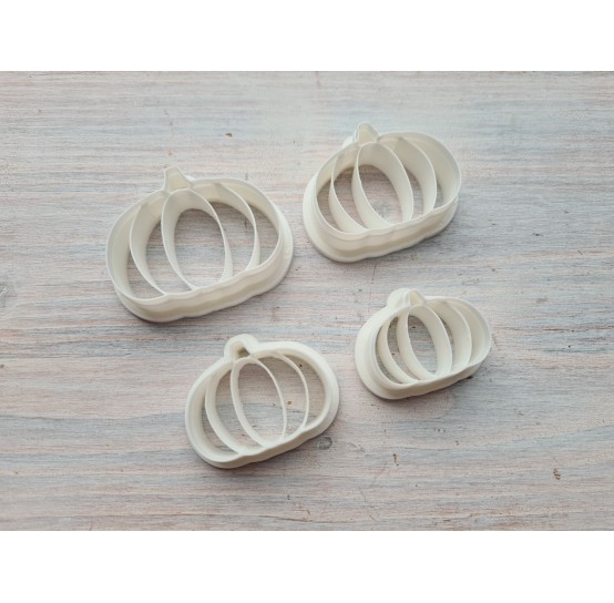"Pumpkin, style 2", set of 4 cutters, one clay cutter or FULL set