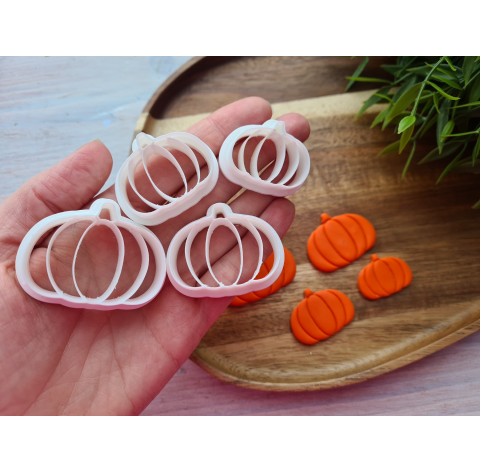 "Pumpkin, style 2", set of 4 cutters, one clay cutter or FULL set