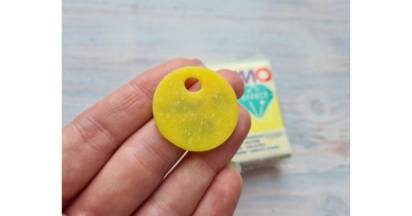 FIMO Effect oven-bake polymer clay, yellow (translucent), Nr. 104, 57 gr