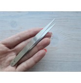 Tweezers