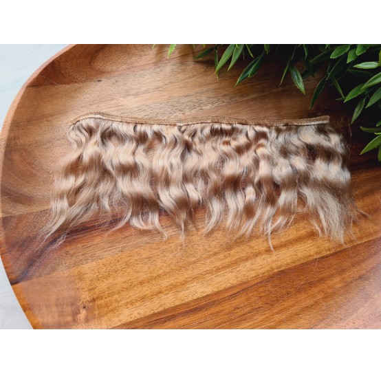 Mohair weft (Pearl blonde), ~ 20 cm long, hair length 6-8 cm