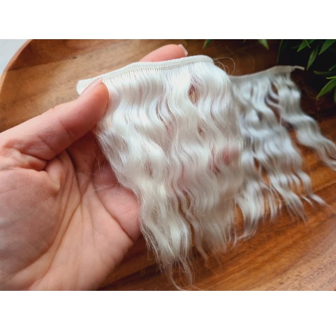 Mohair weft (Blond), ~ 20 cm long, hair length 10-12 cm
