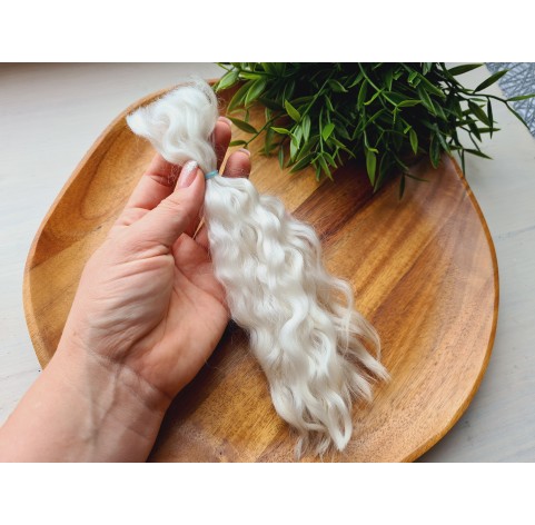 Natural Mohair doll hair, wavy (Not painted) 20-25 cm, ~ 10 g.