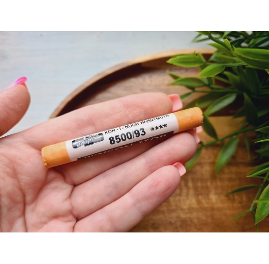 Soft chalk pastels, Nr. 93, apricot orange, Toison D or Koh i Noor