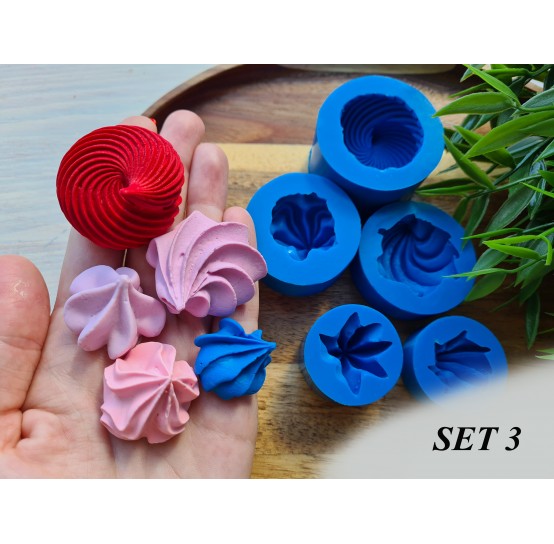 Sets of 5 meringue silicone molds. Limited sets of discontinued silicone molds