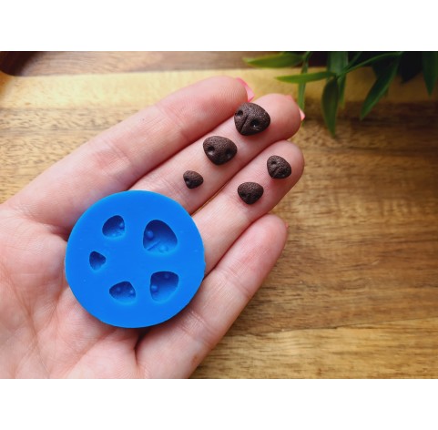 Silicone mold, Dog or bear nose, style 3, 5 elements, ~ 0.5-1 cm, H:0.2-0.3 cm