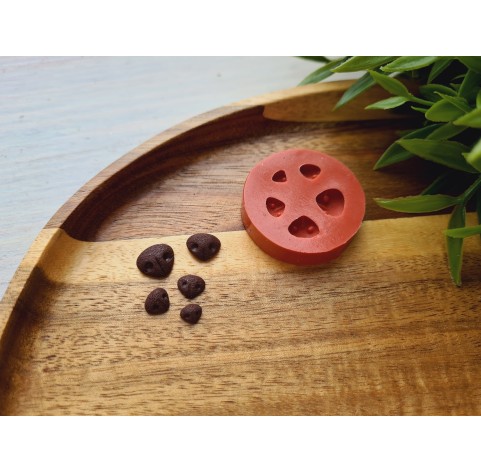 Silicone mold, Dog or bear nose, style 3, 5 elements, ~ 0.5-1 cm, H:0.2-0.3 cm
