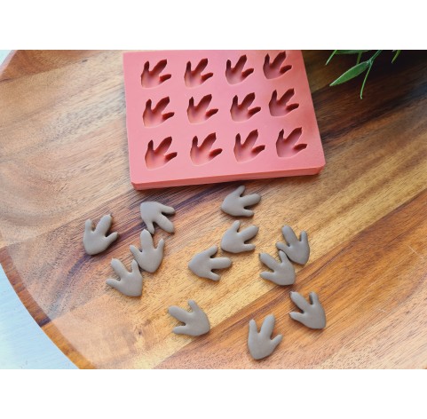 Silicone mold, Dinosaur feet print, style 1, 12 elements, 1.8*2.3 cm, H:0.4 cm