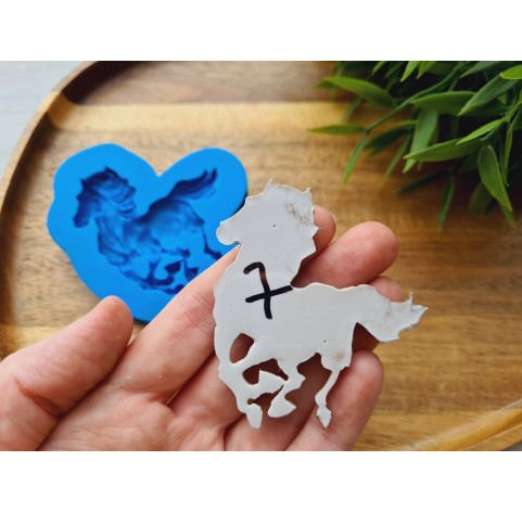 Silicone mold, Horse in full growth, style 7, ~ 6.2*5.7 cm, H:0.7 cm