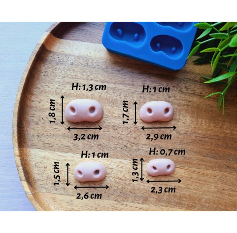 Silicone mold, Cow nose, style 2, 4 elements, ~ 1.3-3.2 cm, H:0.7-1.3 cm