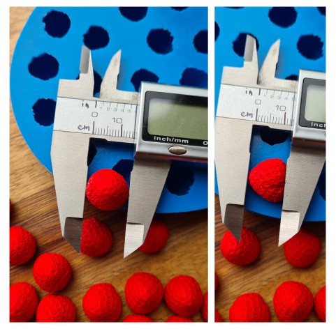 Silicone mold, Strawberry, style 14, 30 elements, ~ Ø 1.5 cm, H:1.4 cm