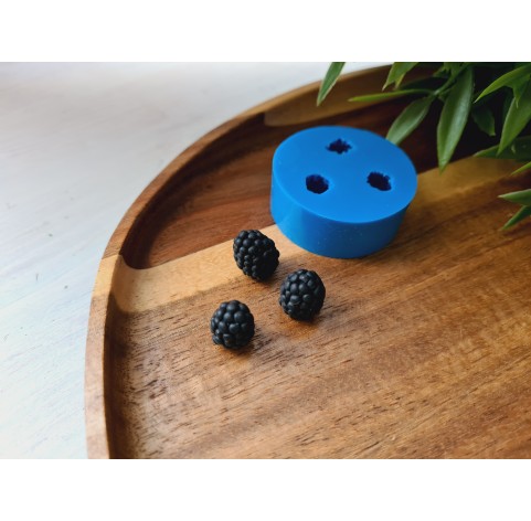 Silicone mold, Blackberry, style 2, 3 elements, ~ Ø 1.1 cm, H:1.3-1.4 cm