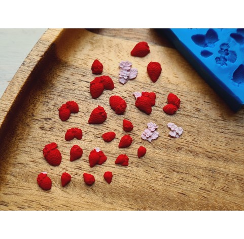 Silicone mold, Strawberry, 1:12 scale, style 19, , 24 elements, ~ 0.2-0.7 cm, H:0.1-0.3 cm
