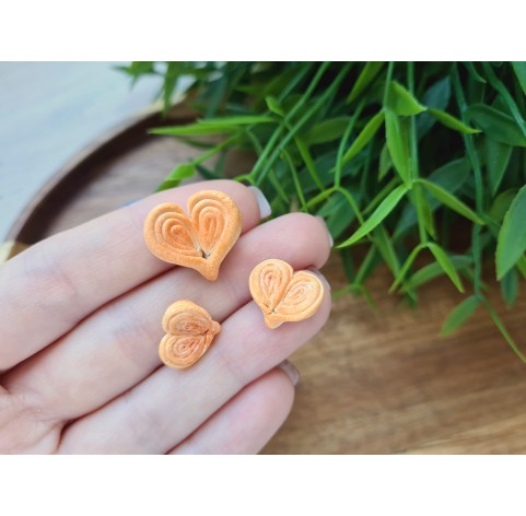 Silicone mold, Bun, style 3, heart, 3 elements, ~ 1.2-1.8 cm, H:0.5-0.7 cm