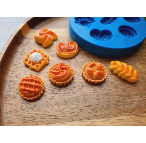 Silicone mold, Buns set, 1:6 scale, style 4, 7 elements, ~ 1.3-2.6 cm, H:0.6-0.8 cm