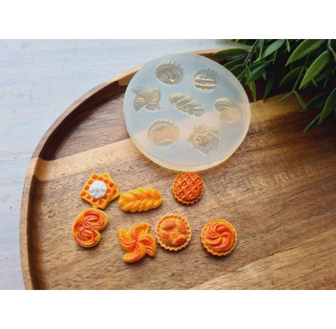 Silicone mold, Buns set, 1:6 scale, style 4, 7 elements, ~ 1.3-2.6 cm, H:0.6-0.8 cm