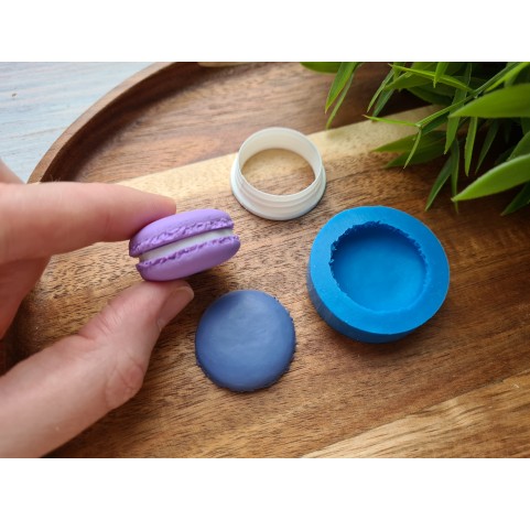 Silicone mold, Macaron, style 7, ~ Ø 2.9 cm, H:0.7 cm + cutter Ø 2.6 cm