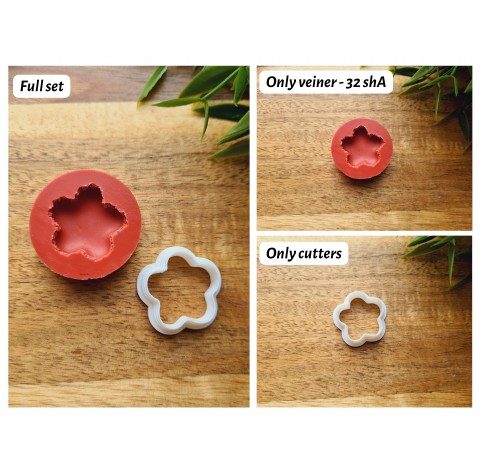 Silicone mold, Macaron, style 9, flower, ~ Ø 2.4 cm, H:0.6 cm + cutter Ø 2.3 cm