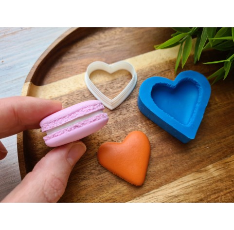 Silicone mold, Macaron, style 11, heart, large, ~ 3.3*3.6 cm, H:0.7 cm + cutter Ø 3.4 cm