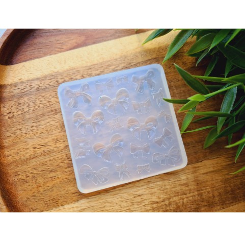 Silicone mold, Bow, style 4, 19 elements, ~ 0.8-2 cm, H:0.2 cm