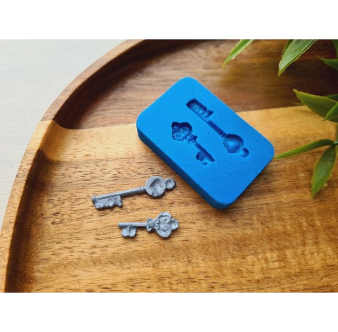 Silicone mold, Key, 2 elements, ~ 0.7-2.9 cm, H:0.2 cm