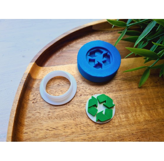 Silicone mold, Recycle symbol, ~ Ø 2.4 cm, H:0.6 cm