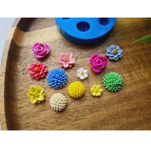 Silicone mold, Set of flowers, style 3, 6 elements, ~ 0.8-1.4 cm, H:0.2-0.6 cm