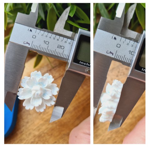 Silicone mold, Flower, style 13, 3 elements, ~ Ø 2.4 cm, H:0.9 cm