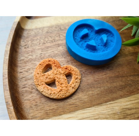 Silicone mold, Full size biscuit, style 30, pretzel form, ~ 3.6*3 cm, H:0.5 cm