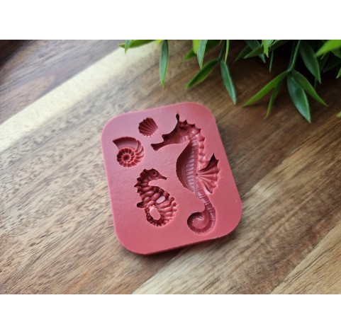 Silicone mold, Sea horse and seashell, 4 elements, ~ 0.8-5.4 cm, H:0.3-0.6 cm