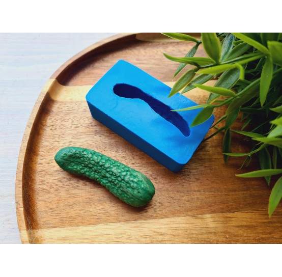 Silicone mold, Cucumber, style 6, ~ 6.4*1.9 cm, H:1.8 cm