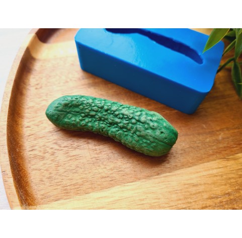 Silicone mold, Cucumber, style 6, ~ 6.4*1.9 cm, H:1.8 cm