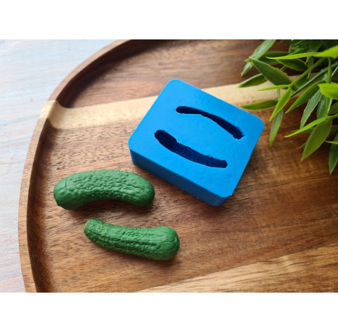 Silicone mold, Cucumber, style 5, 2 elements, ~ 1.7*4.5 cm, 1.4*4.2 cm, H:1.5 cm