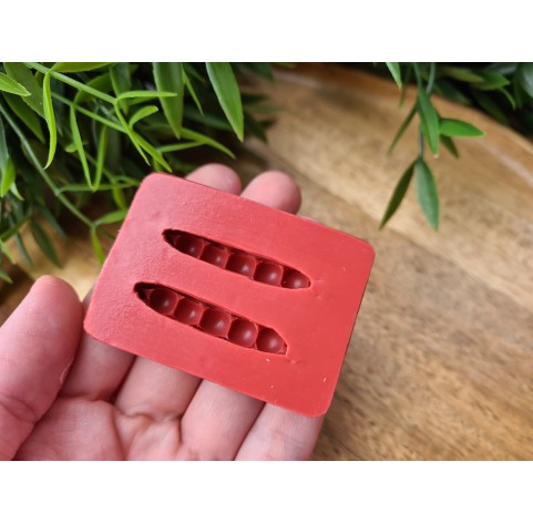Silicone mold, Pea pod, style 3, 2 elements, ~ 1*4.3 cm, H:0.8 cm