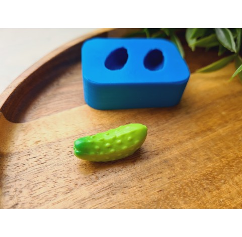 Silicone mold, Cucumber, style 7, 2 elements, ~ 2.6*1 cm, H:1 cm