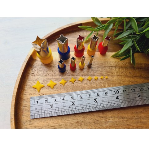 Metal Cutters Four point Star, 4, 5 or 9 pcs., Ø 0.3-1.4 cm